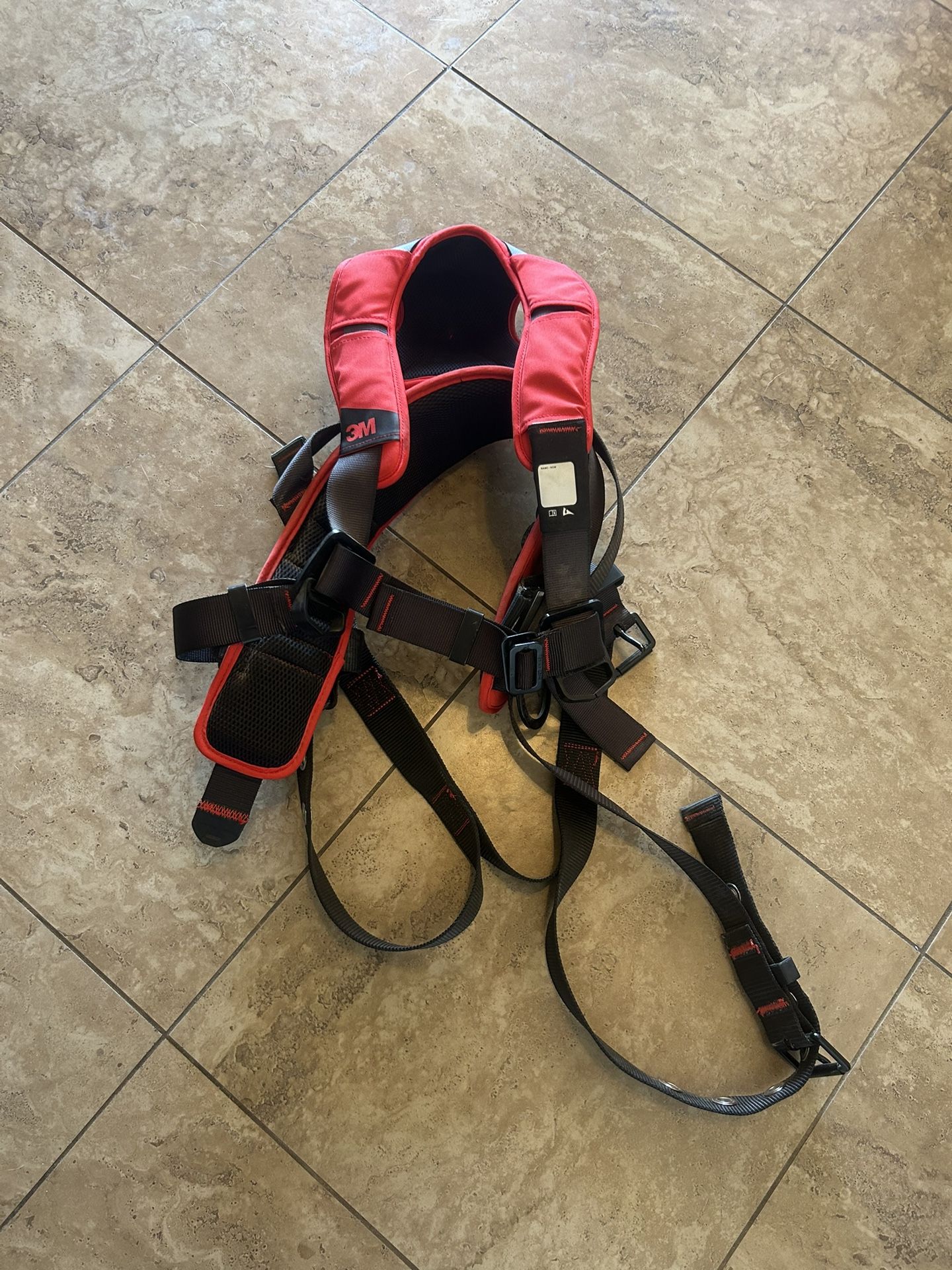 3M Protecta Construction Safety Harness (MEDIUM-LARGE)