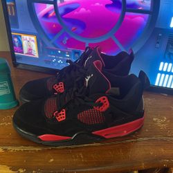 Size 13 Retro 4’s