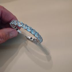 Solid Silver Bangel Bracelet With Beautiful Blue Stones