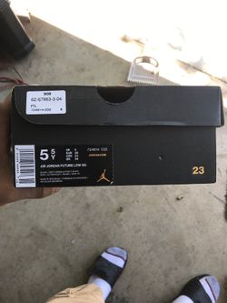 Air Jordan future low GG