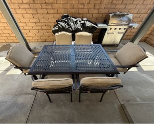 Outdoor Dining Set