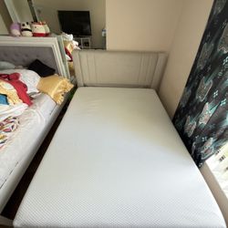 Queen Bed  With Mattress Memory Foam 