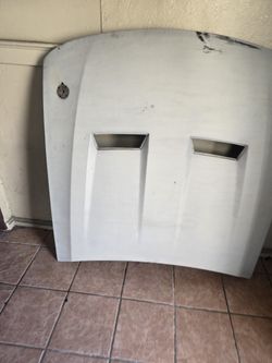 Mustang Cobra Hood (Primered)