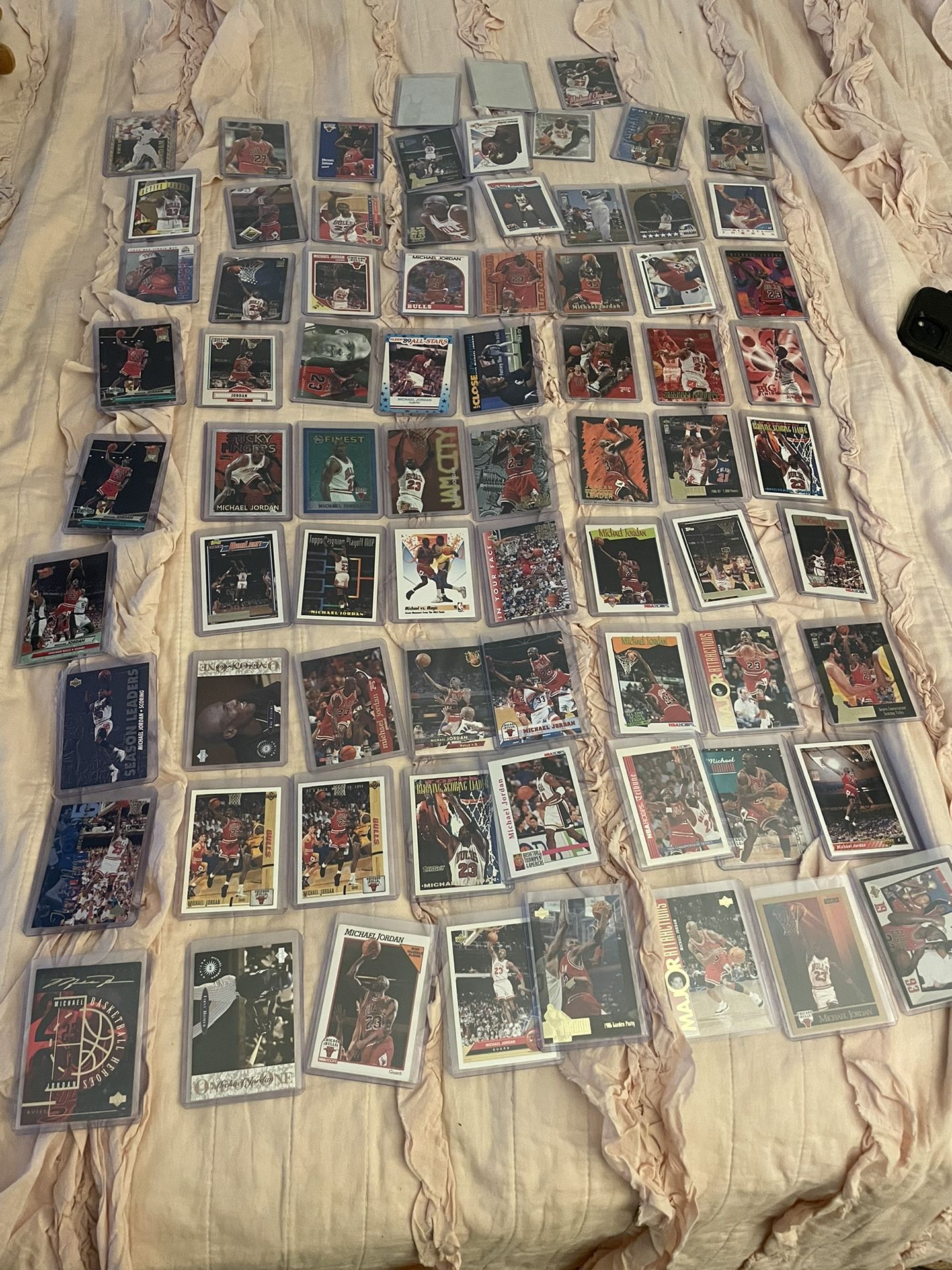 Michael Jordan Basketball Card Lot (MAKE AN OFFER)