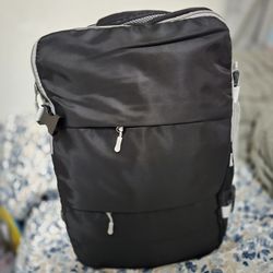 Black Backpack Traveling / School