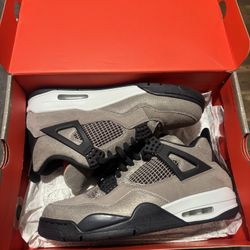 Jordan 4 Taupe Haze Size 11