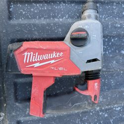 Milwaukee Rotary Hammer 