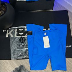 POOLSIDE BLUE Lululemon Flared Leggings 💙