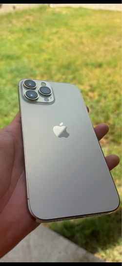 iPhone 14 Pro Max  *carrier unlocked*