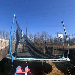Trampoline 