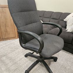 High/Tall Office Chair