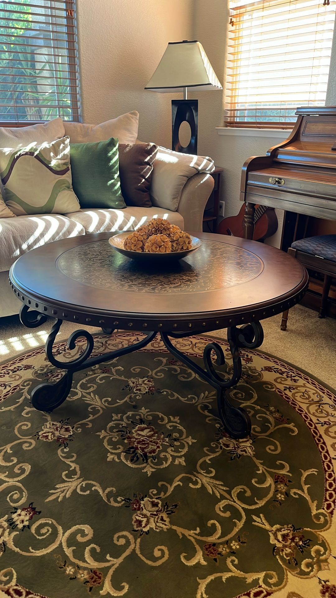 Livingroom Tables