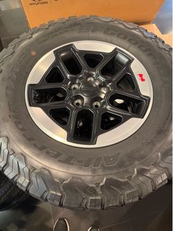 Jeep Wheels (4) off 2021 Gladiator