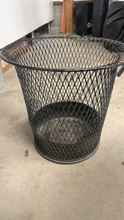 Vintage NEMCO black wire trash can