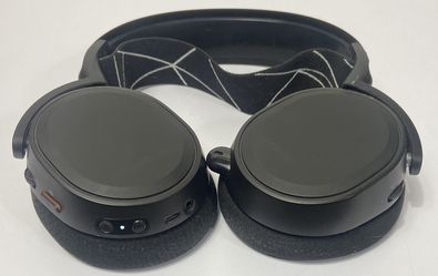 SteelSeries Arctis 9 Wireless Gaming Headset–Dual Wireless (#1085)