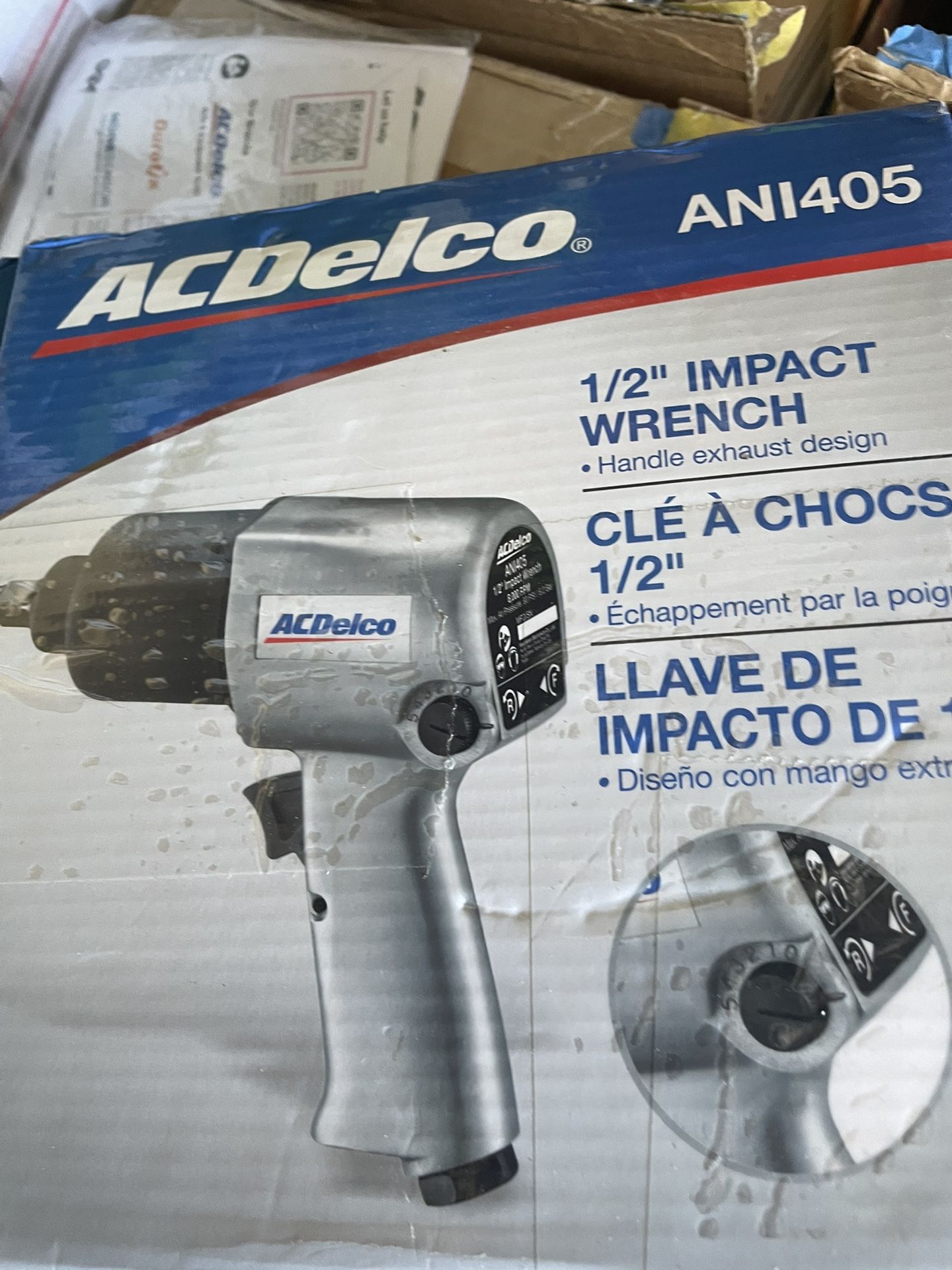 ACDelco ANI405A Heavy Duty Twin Hammer ½” 500 ft-lbs. 5-Speed Pneumatic Impact Wrench Tool Kit Overall Pick