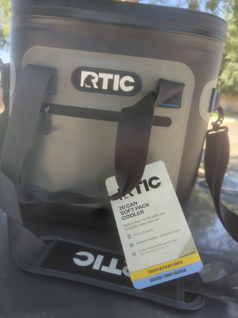 rtic soft pack cooler 20 can capacity ice chest