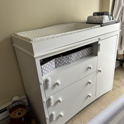 Baby 3-drawer, Changer, Dresser