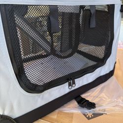 Pet carrier 20”x 13”x 14” (Light Gray)