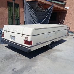 PROJECT POP UP TRAILER NEEDS WORK 
