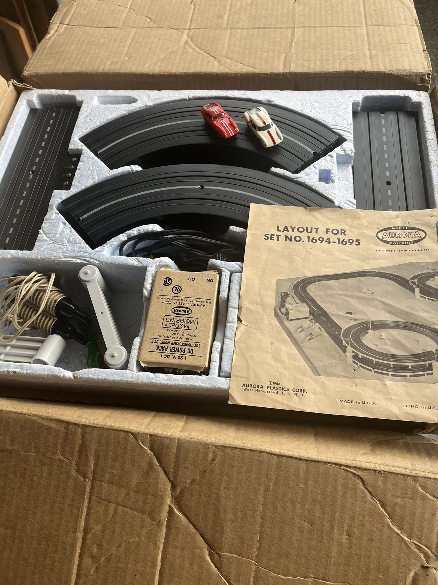 Electric Model Train Set