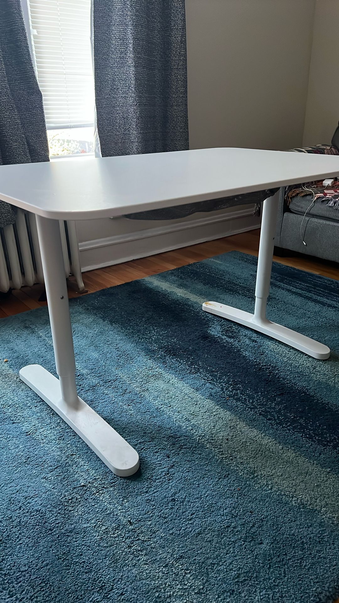 IKEA Bekant Desk