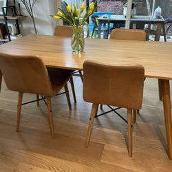 Article Solid Wood Oak Dining Table And 4 Leather Chairs 