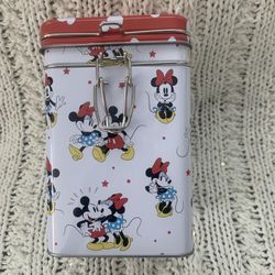 MICKEY MINNIE AND FRIENDS 