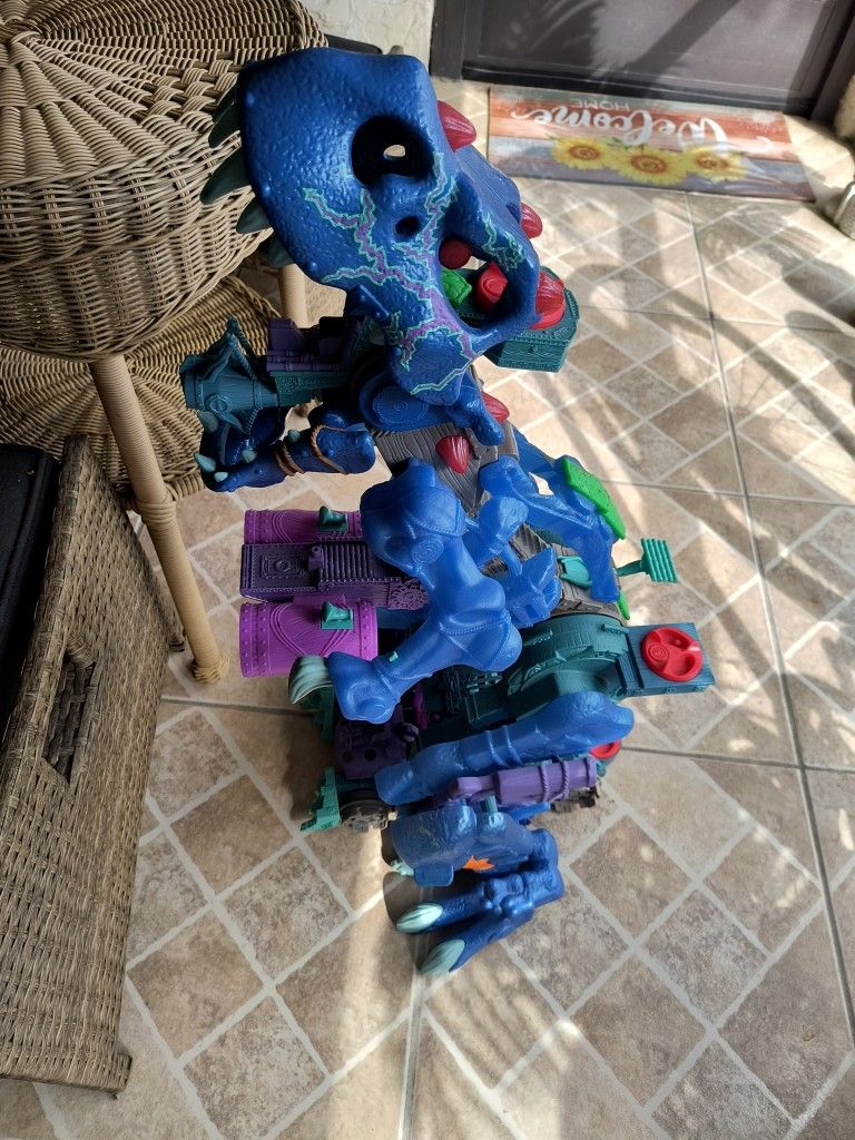 Fisher Price Imaginext Ultra Ice Blue T-Rex 32” Lights Roar Walk Dinosaur