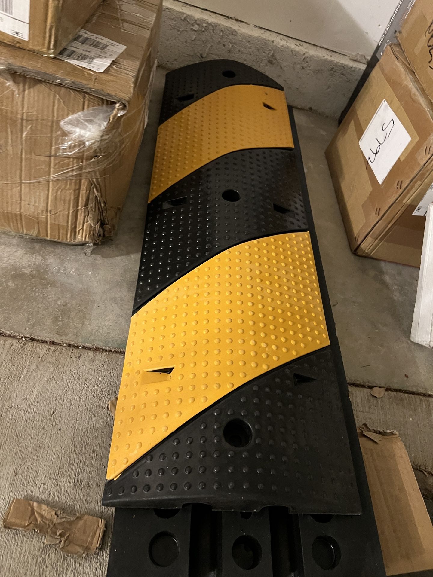 Speed Bumps for Road, 2 Pack 39.3" Rubber Speed Bumps, 2 Channel Total 78.7'' Long Speed Bump Rated 66000 LBS Load Capacity,