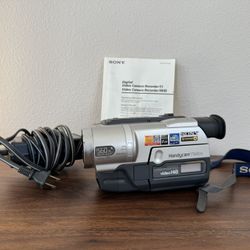 Sony Handycam CCD-TRV608