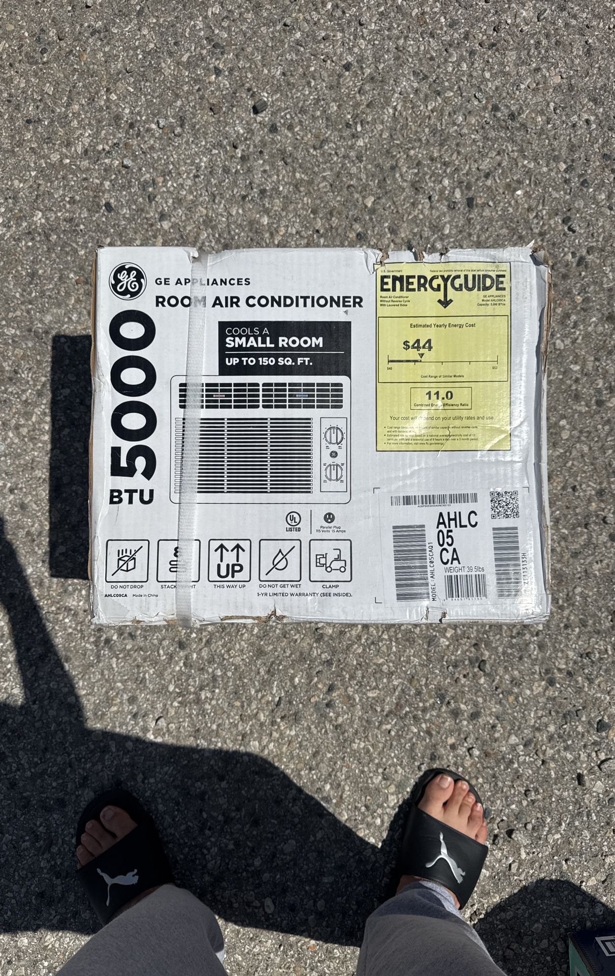 GE Small Room Air Conditioner (New In Box)