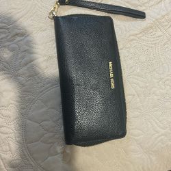 Michael Kors Wristlet Wallet