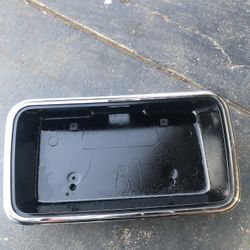 El Camino Tailgate Plate Bracket