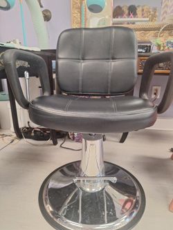 beauty salon chair reclines and hydraulic