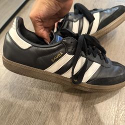 Black Sambas 