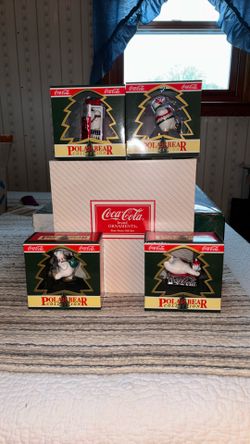 Coca Cola Polar Bear 4 Piece Ornament Gift Set Never Opened 