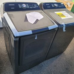 New Samsung Large Capacity 5.0cu Ft Top Load Washer And Electric Dryer Set 
