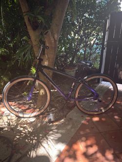 29" Thruster Saturn 9 Adult Bicycle, Black/Purple