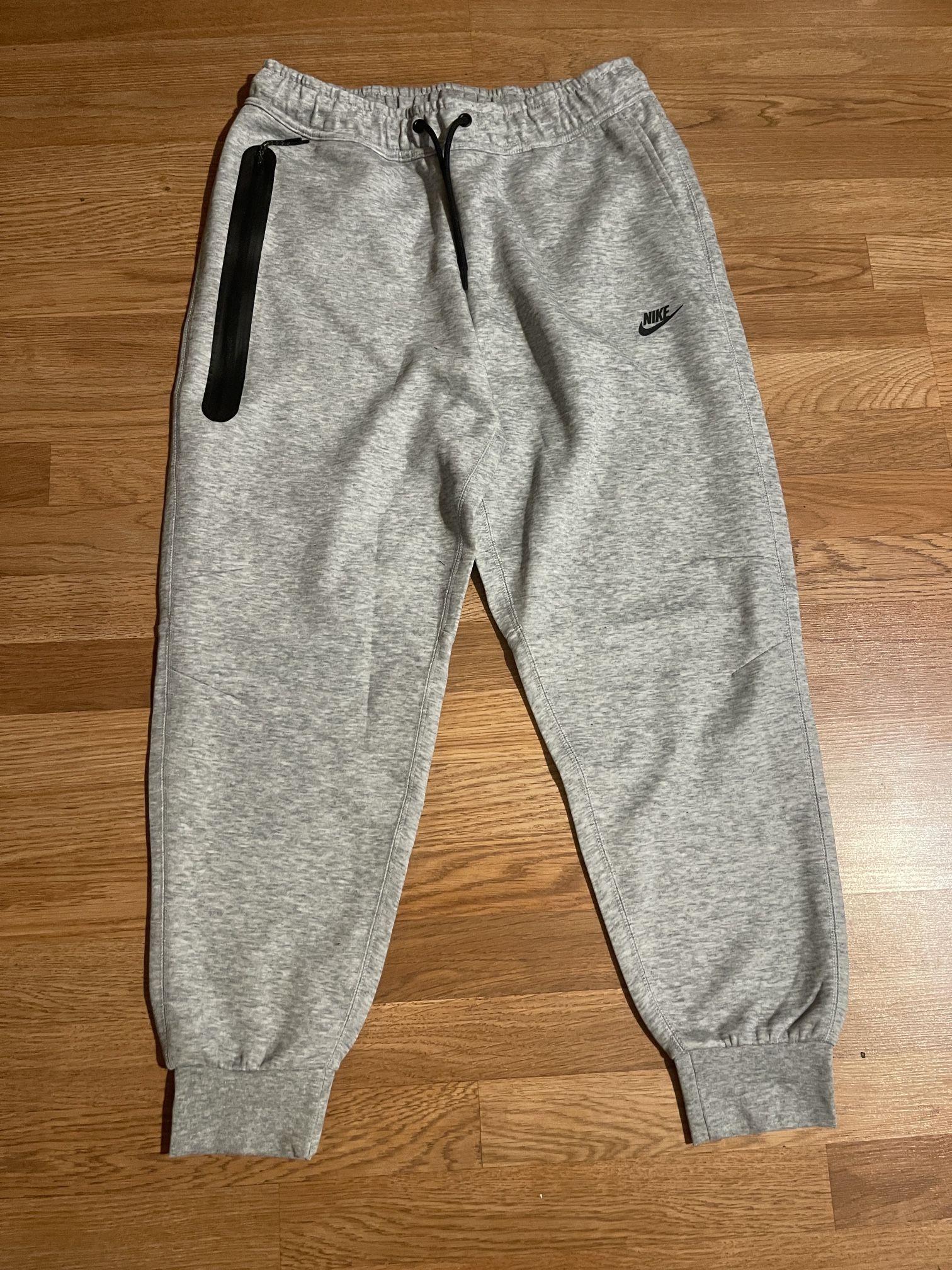Nike Tech Pants - XL