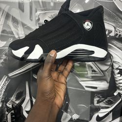 Retro 14 Black White 