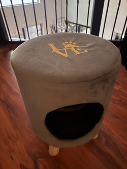 Pet House Ottoman Stool with Paw Love Embroidery