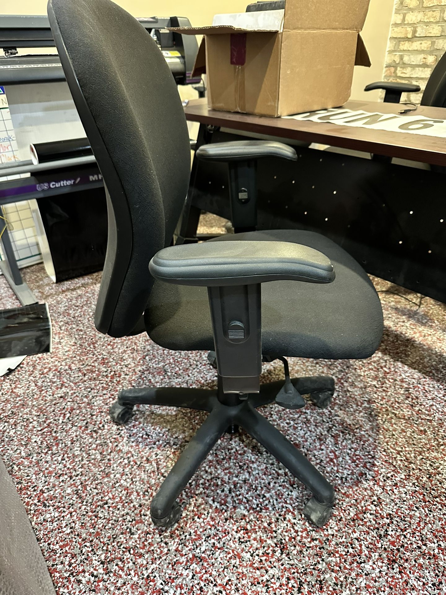 Office Chairs And Table That Folds