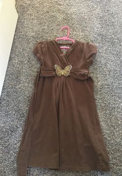 Girls dress