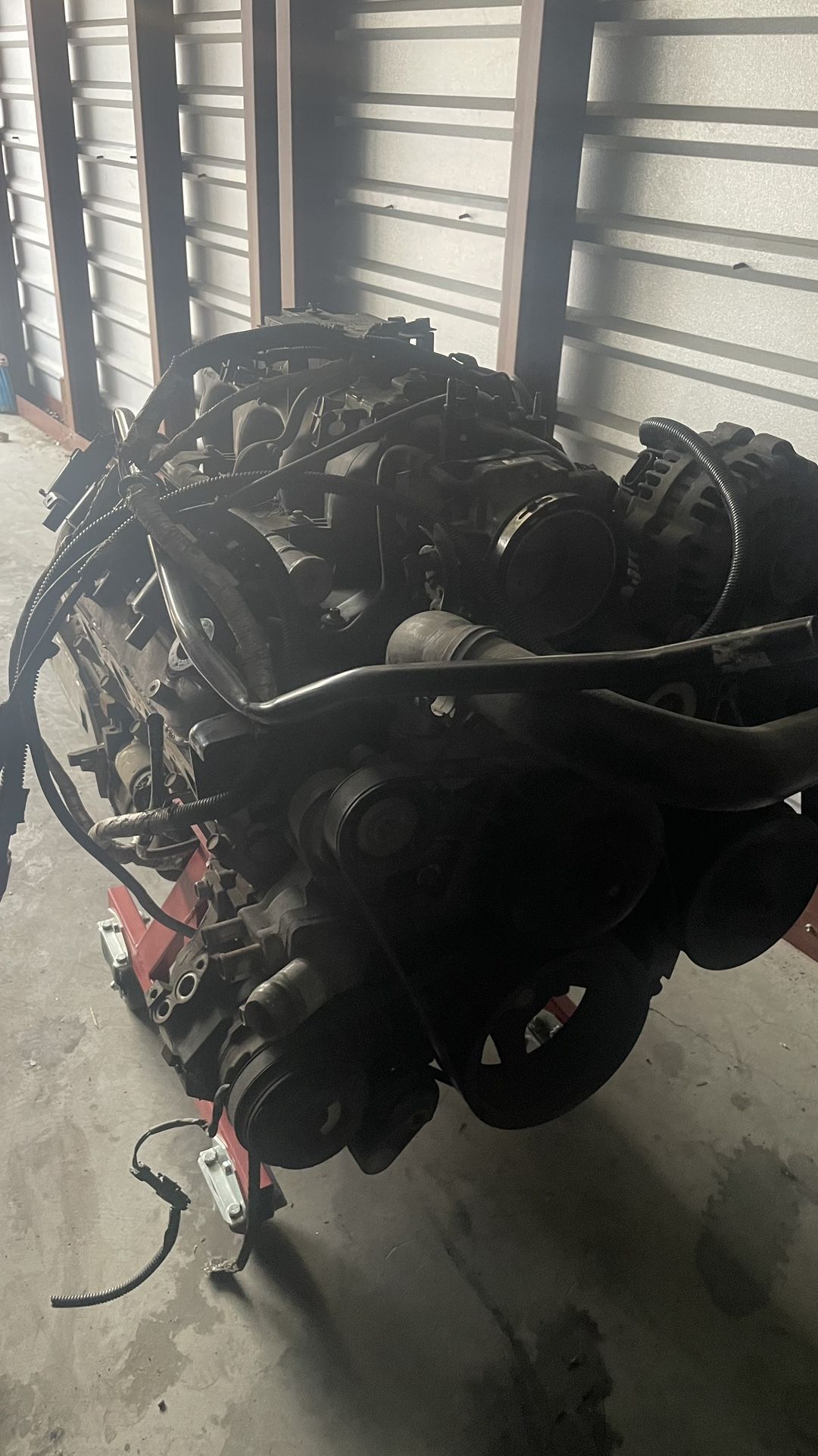 6.0 LS LQ4 Engine with 2WD 4L80 Transmission for Sale in Norwalk, CA ...
