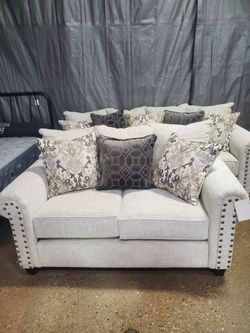 Beautiful 2 pc cream  sofa love seat with nailheads (New)Also in a gray fabric too