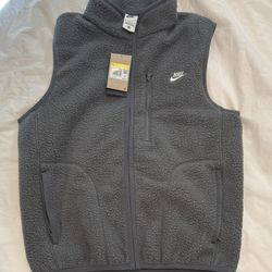 Nike Men’s Winterized Vest Men’s Small NWT