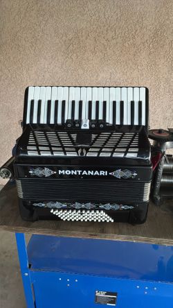 Tecla accordion
