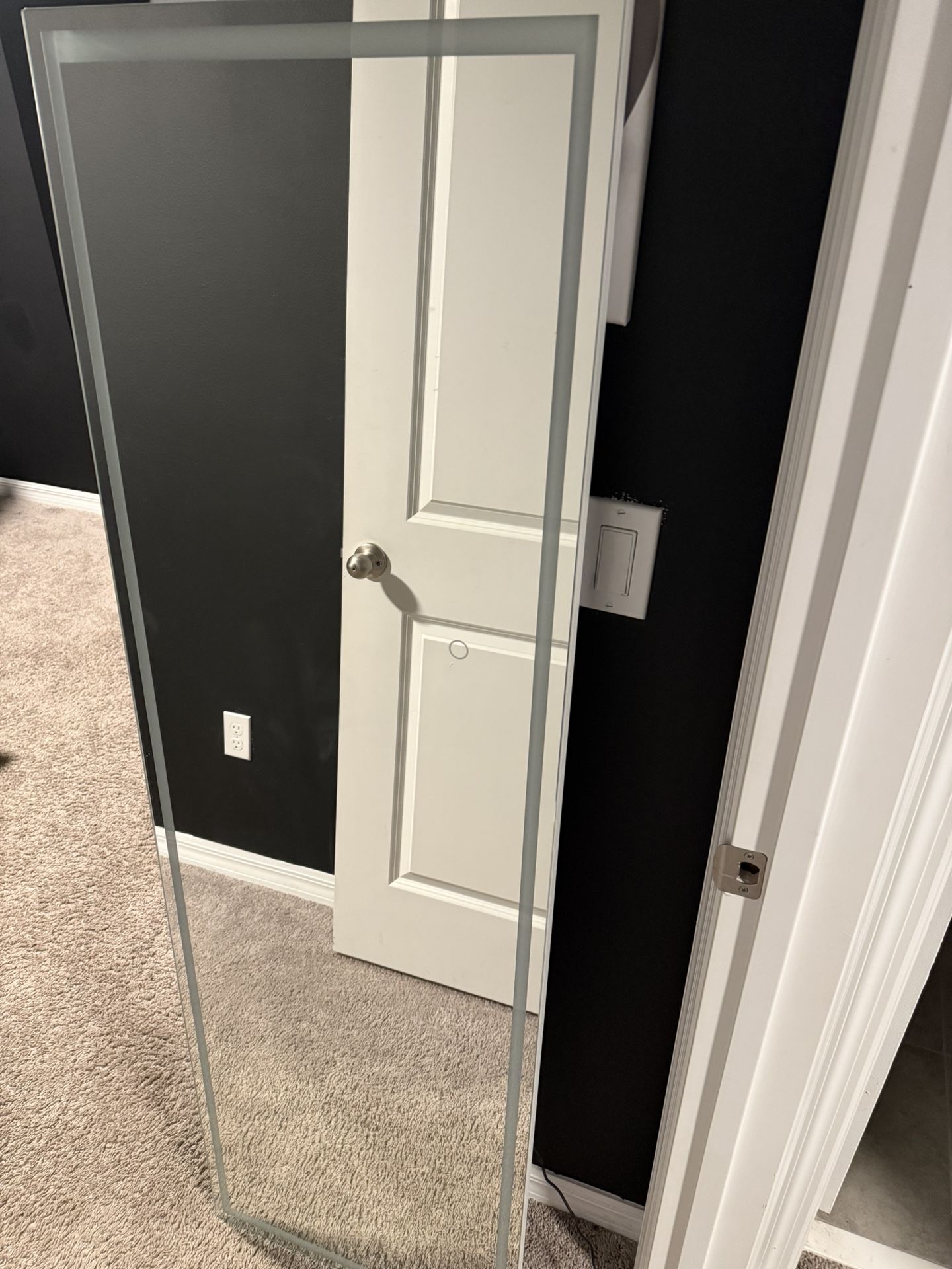 LED MIRROR