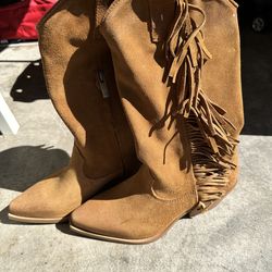 Unused Women’s Boots - size 36